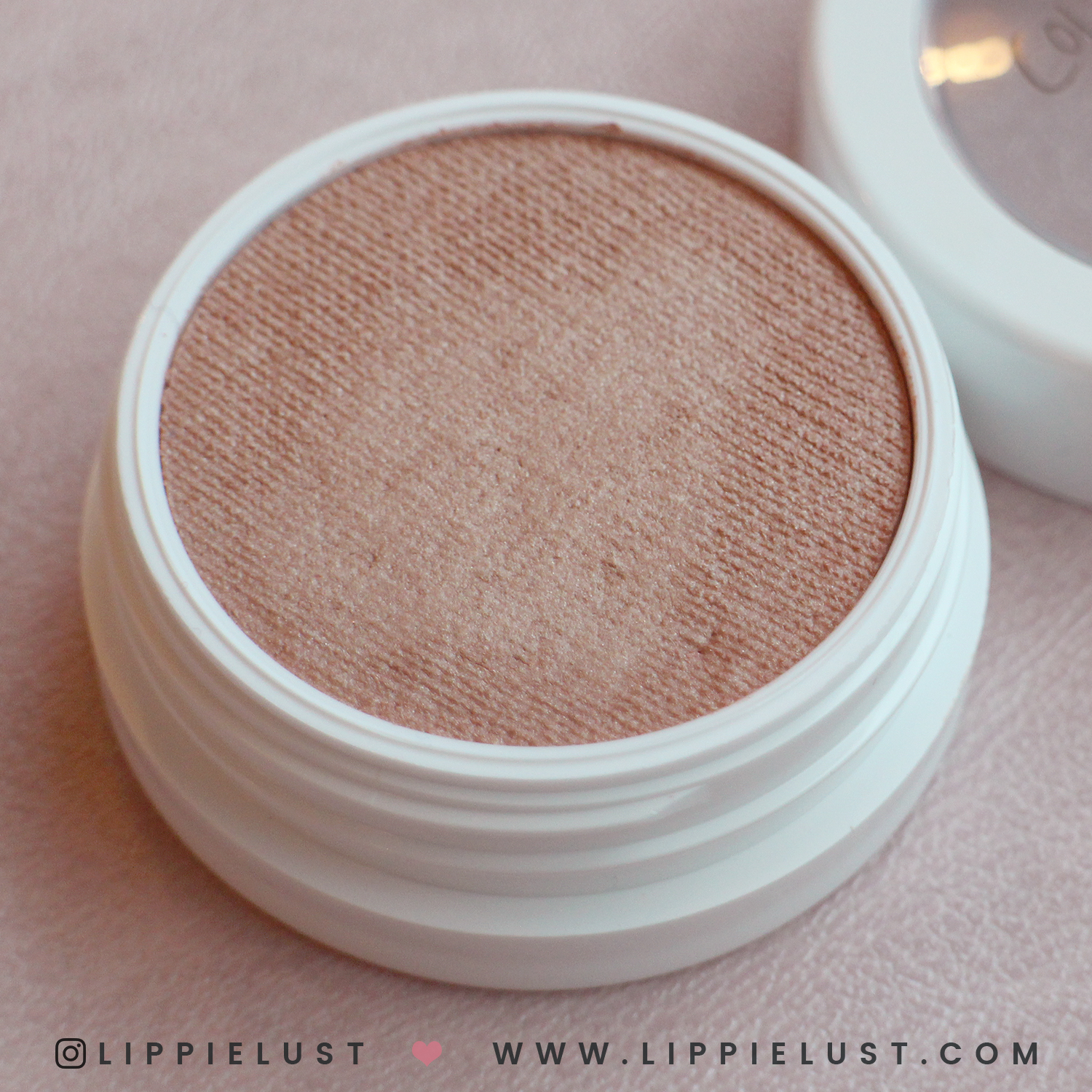 colourpop-hello-kitty-lippielust-10