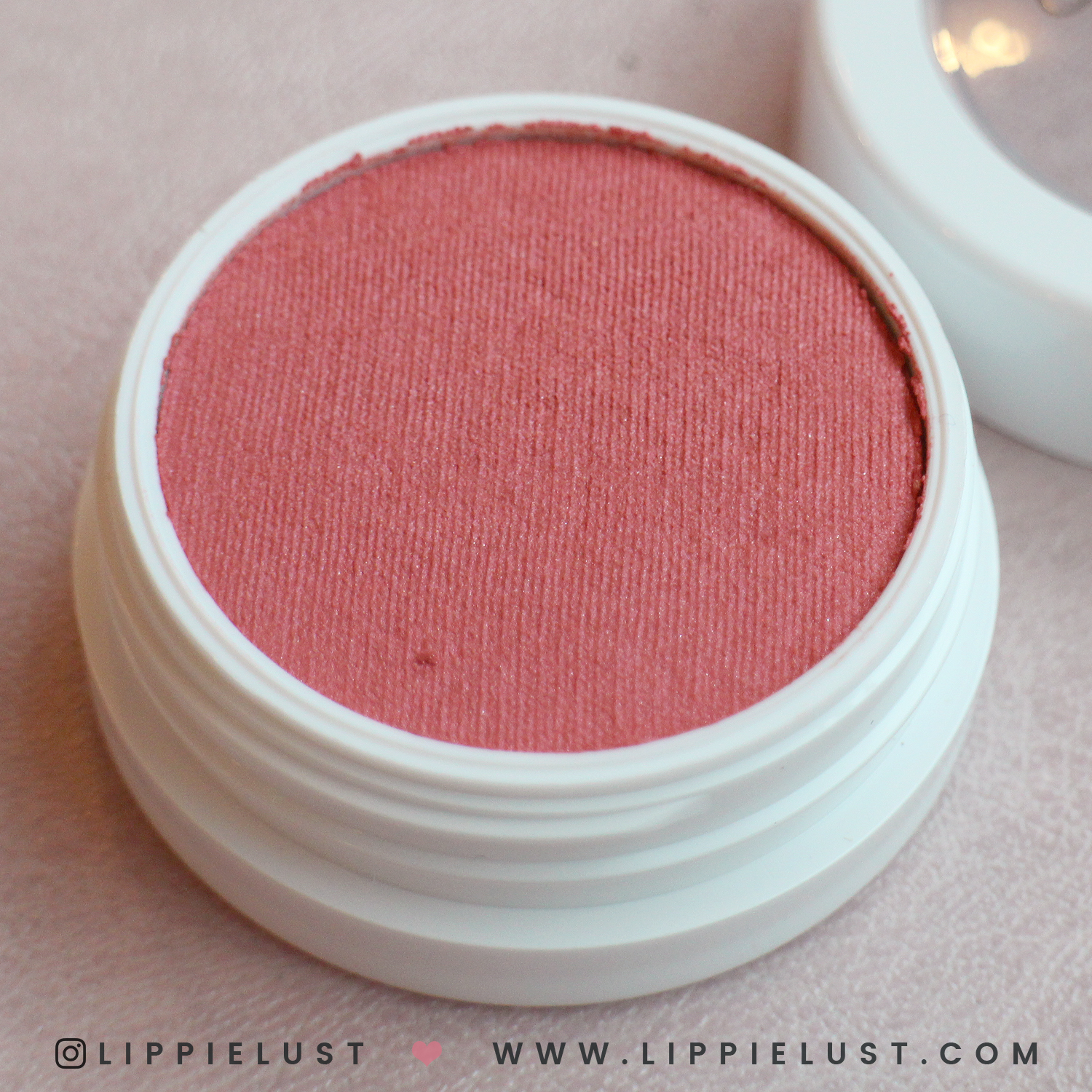 colourpop-hello-kitty-lippielust-11