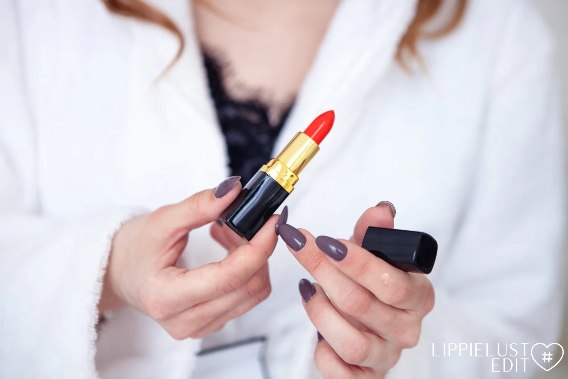Apa Benar Lipstick Bikin Bibir Menghitam Lipstick Bikin Bibir Menghitam? Cek Faktanya Disini